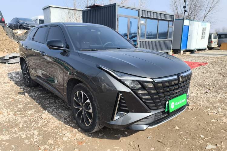 Used Changan UNI-Z New Energy 2024 Blue Whale Smart Electric iDD 125km Beyond Edition