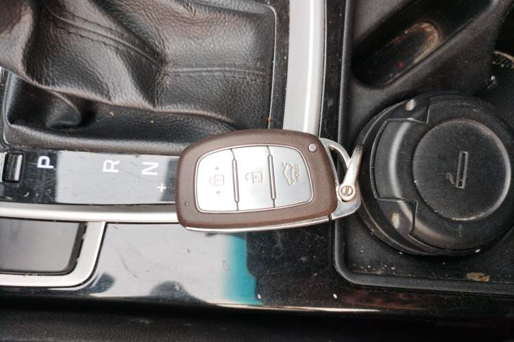 Used Hyundai Mistra 2014 1.8L Automatic Smart GLS
