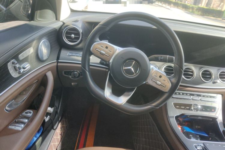 Used Mercedes-Benz E-Class 2020 E 300 L Sport Luxury Edition Steering Wheel