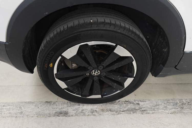 Used Volkswagen Tacqua 2021 200TSI DSG JoyConnect Edition