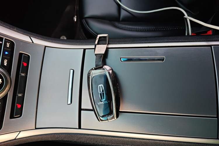 Used Lincoln MKZ 2019 2.0T Zunyue Edition China VI Standard
