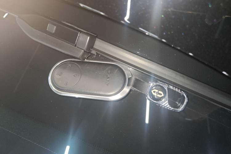 Used Hima AITO M9 2024 Range-Extended Ultra Version 42 kWh 6-Seater Model
