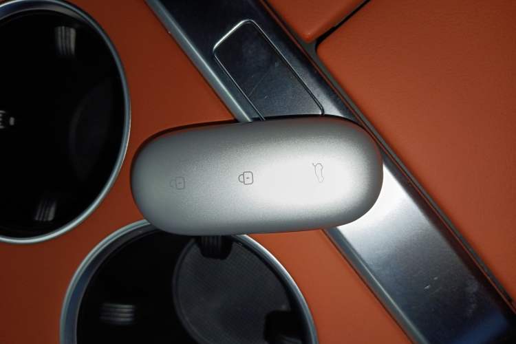 Used Li Auto L8 2024 Pro Model Interior 1