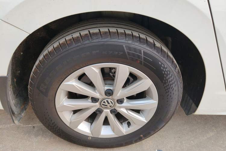 Used Volkswagen Bora 2020 1.5L Automatic Fashion Edition Right Rear Wheel Hub