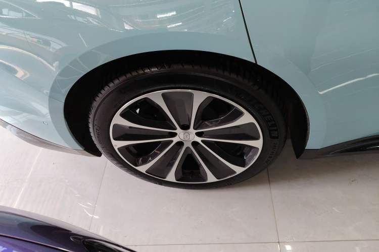 Used Hima Luxeed S7 2026 Model Max+ Right Rear Wheel Hub