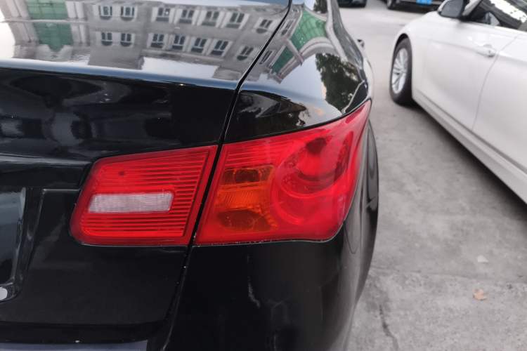 Used Roewe 350 2014 1.5L Automatic Xunyue Version
