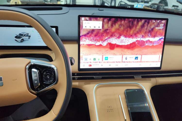 Used Geely Galaxy Xingjian 7 EM-i 2025 120km Flagship Edition Audio And AC Panel