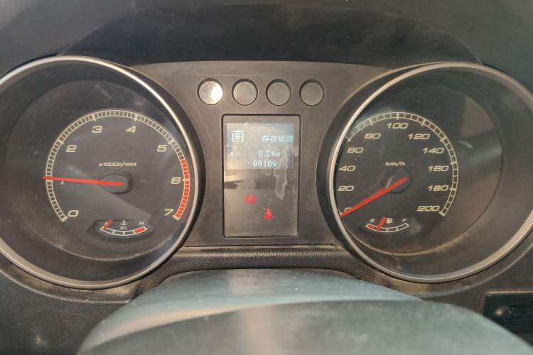 Used BAIC Off-Road BJ40 2014 2.4L Manual Cross-Country Edition
