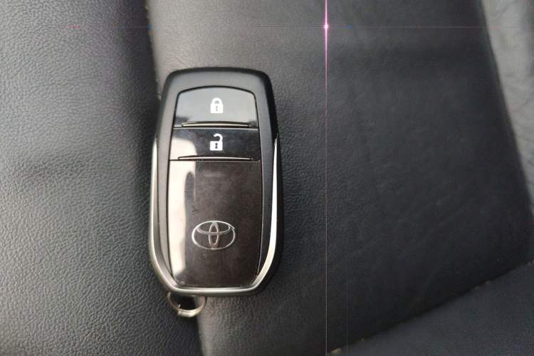 Used Toyota RAV4 2013 2.5L Automatic 4x4 Elite Edition
