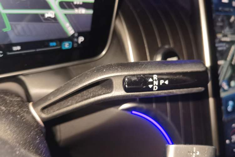 Used Mercedes-Benz GLC Coupe 2024 GLC 300 4MATIC Coupe SUV Gear Lever