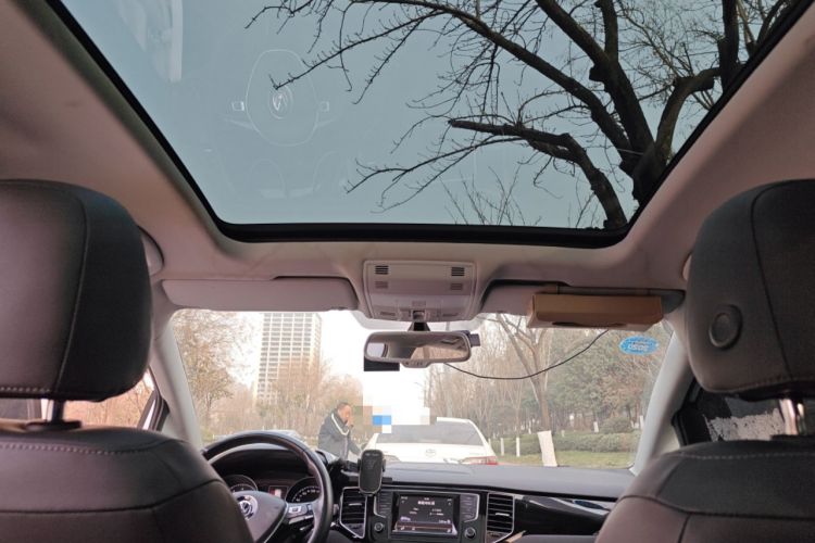 Used Volkswagen Golf 2015 1.4TSI Sportsvan Headliner