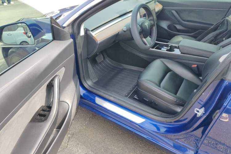 Used Tesla Model 3 2019 Standard Range Rear-Drive Upgraded Version