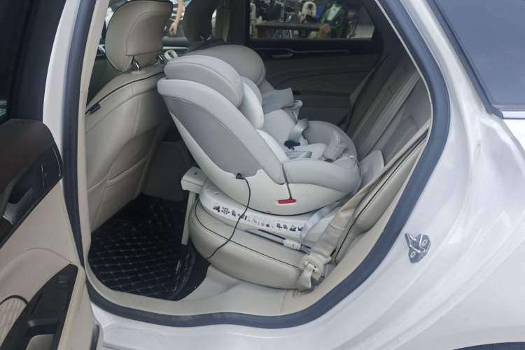 Used Ford Mondeo 2017 2.0L HEV ZhiZun Flagship Version