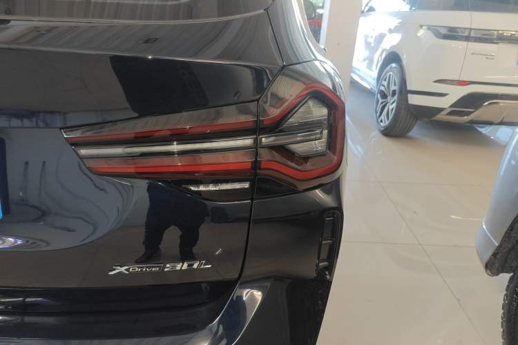 Used BMW X3 2023 Restyled xDrive30i Leading Edition M Night Sky Package