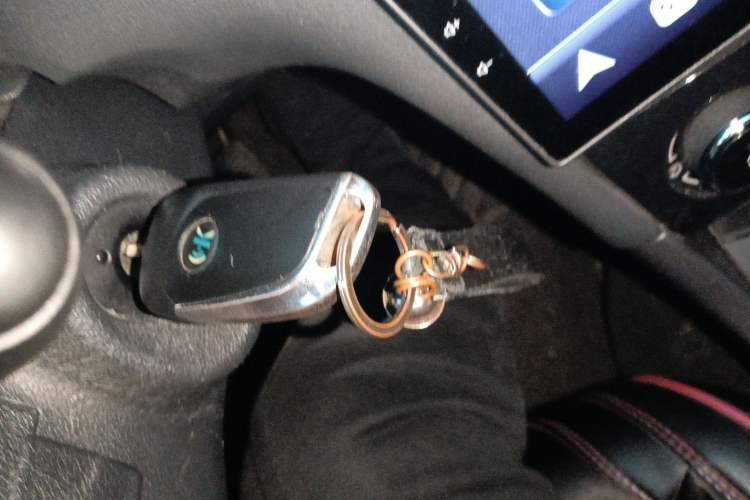 Used Peugeot 408 2013 2.0L Manual Comfort Edition Vehicle Key