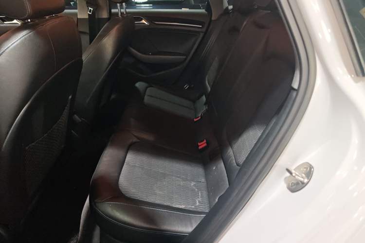 Used Audi A3 2019 Limousine 35 TFSI Fashion Edition China VI Emission Standard