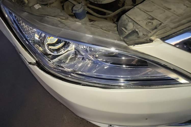 Used CHANGAN Eado 2015 1.6L Manual Luxury Model China IV Standard