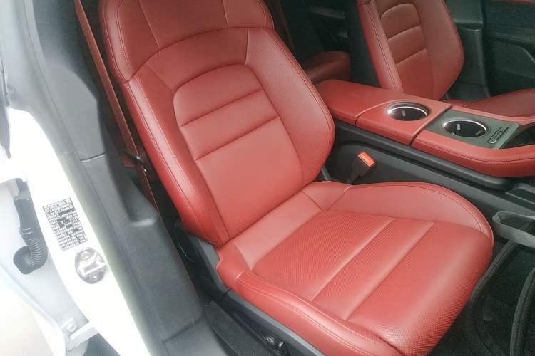 Used Porsche Taycan 2022-Year Updated Taycan
