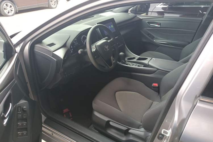Used Toyota Avalon 2022 2.0L Ambition Edition Driver Seat