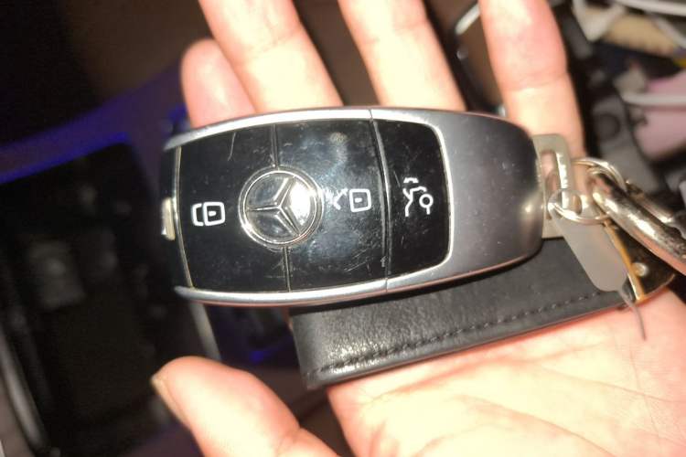 Used Mercedes-Benz E-Class 2022 E 260 L
