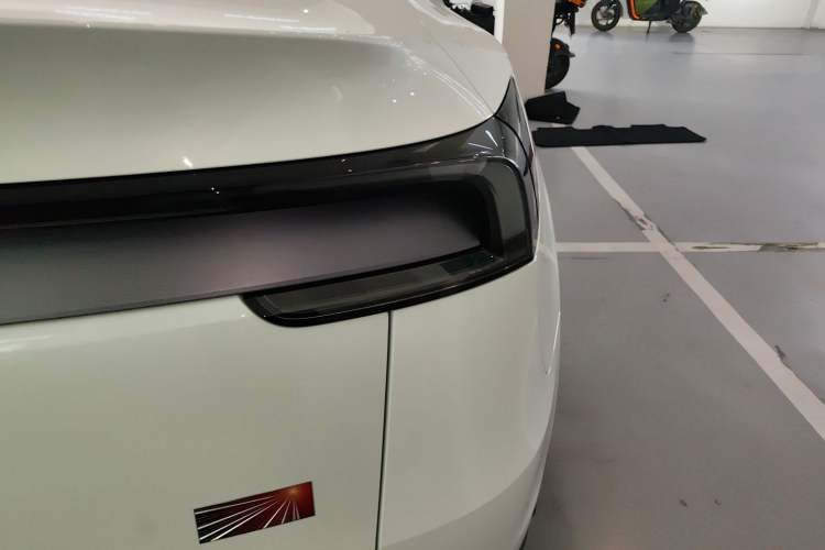 Used Tesla Model Y 2025 Rear-Wheel Drive First Edition