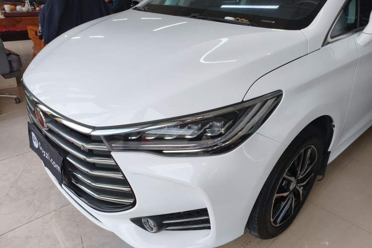 Used BYD Song MAX 2017 1.5T Automatic Smart Connect Elite 7-Seater
