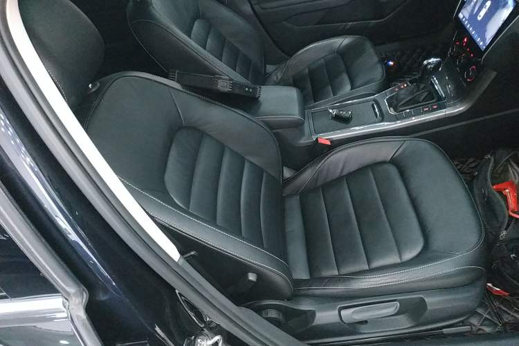 Used Volkswagen Passat 2017 1.8TSI DSG Government Procurement Version (CEA Engine)
