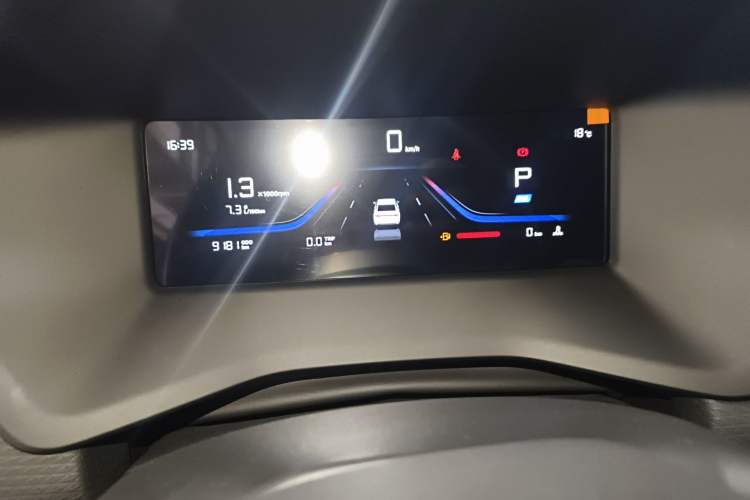 Used Geely Auto Emgrand 2026 Model 4th Generation 4 Millionth Anniversary Edition 1.5L CVT Overdrive Edition
