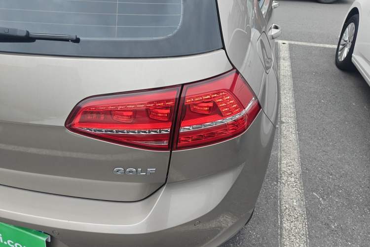 Used Volkswagen Golf 2016 1.6L Automatic Comfort Model
