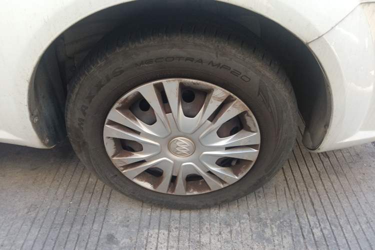 Used Buick Excelle 2015 1.5L Automatic Classic Model
