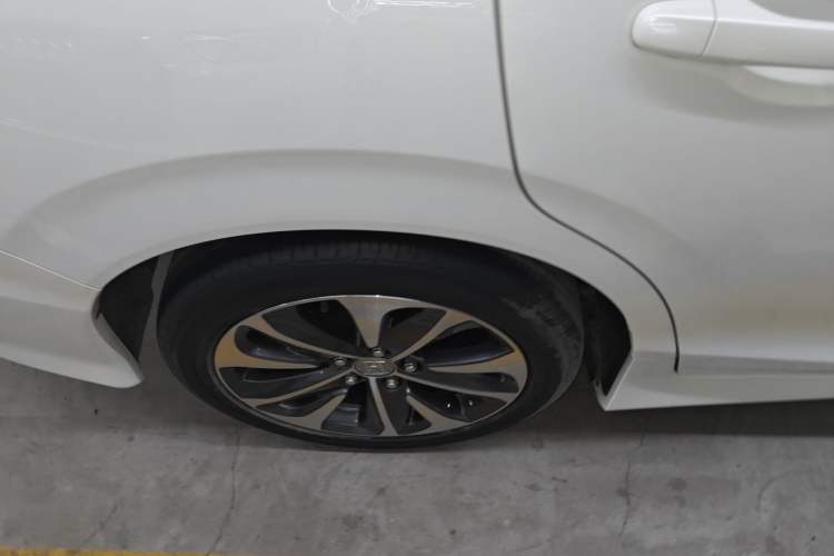 Used Honda Jade 2017 210TURBO CVT Fashion Edition 5-seater