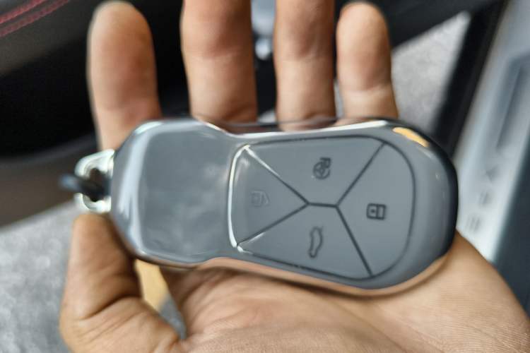 Used XPeng P7 2024 P7i 550 Pro Vehicle Key