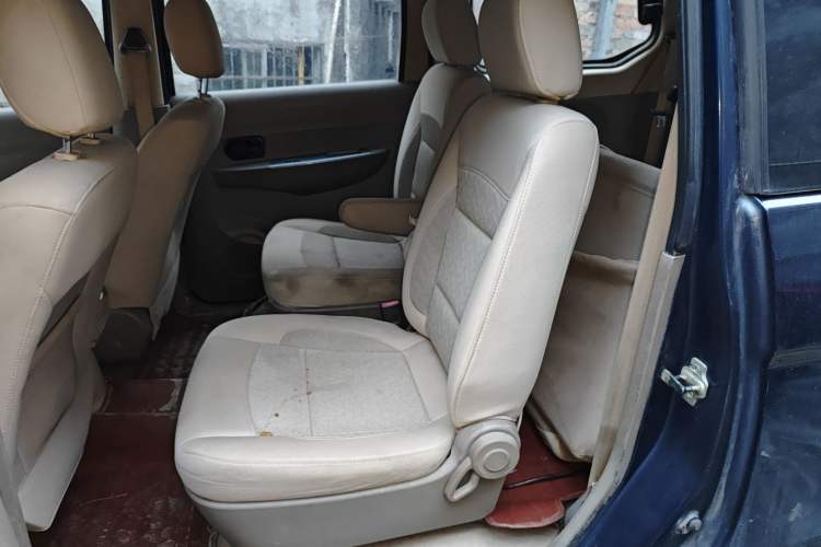 Used Wuling Hongguang 2010 1.4L Standard Version Left Rear Seat