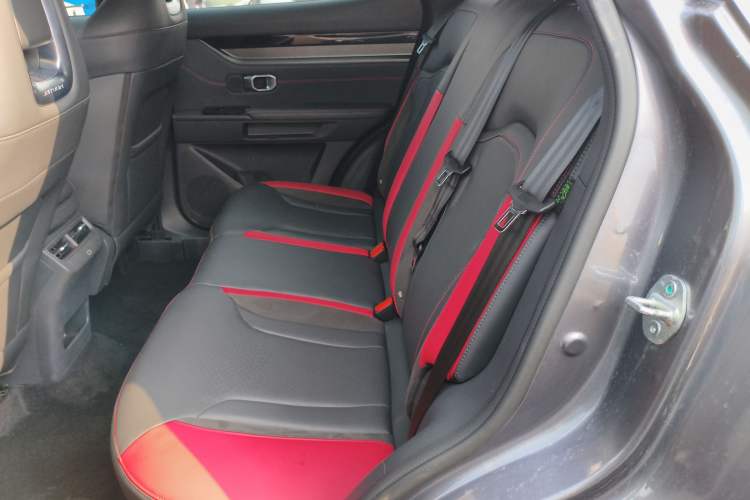 Used JETOUR Dashing 2023 1.5T DCT Starlight Shine Pro Edition Left Rear Seat