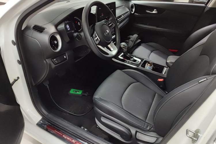 Used Kia K3 2019 1.5L CVT Smart Connectivity Version
