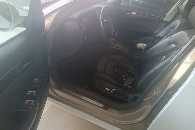 Used Audi A4L 2013 35 TFSI Automatic Comfort Model