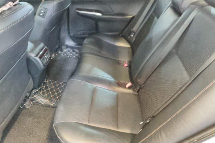 Used Toyota Camry 2016 2.0G 10th Anniversary Leading Edition Left Rear Seat