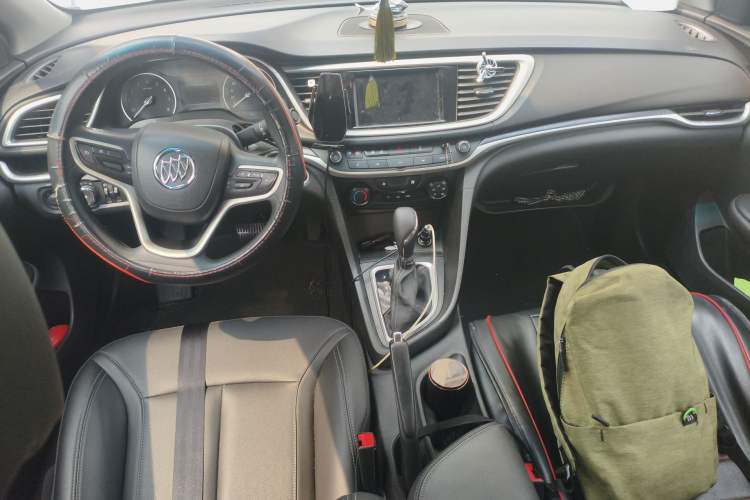 Used Buick GT 2021 Revised Version Flagship 1.5L Automatic Elite Edition Center Console