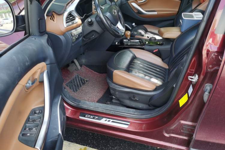Used Soueast DX7 2015 1.5T Automatic Luxury Model Driver Seat