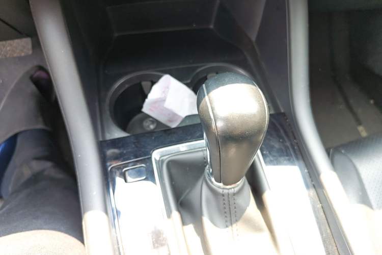 Used Mazda 3 Axela 2021 2.0L Automatic ZhiXuan Edition Gear Lever