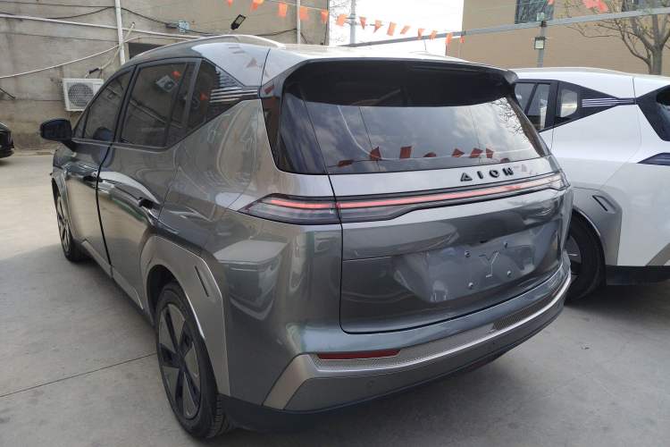 Used AION Y 2022 Plus 70 Enjoy Edition
