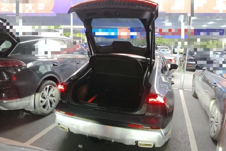 Used CHANGAN UNI-V 2024 1.5T Prestige Edition Trunk