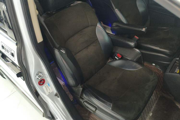 Used Honda Elysion 2024 2.0L eHEV Luxury Edition