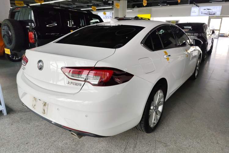 Used Buick Regal 2022 652T Smart Enjoyment Version Rear Right 45 Deg