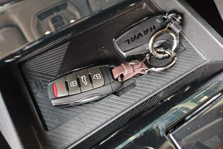 Used Haval H6 2024 1.5T Two-Wheel-Drive Classic Edition
