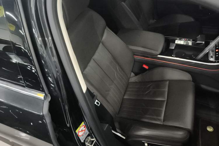 Used Audi A8 2019 Facelifted Plus A8L 50 TFSI quattro Comfort Version