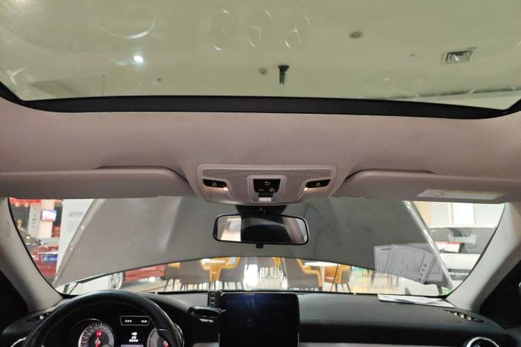 Used Mercedes-Benz GLA 2016 GLA 220 4MATIC Fashion Edition Headliner