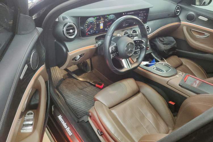 Used Mercedes-Benz E-Class (Import) 2021 Updated E 260 Fashion Sport Edition
