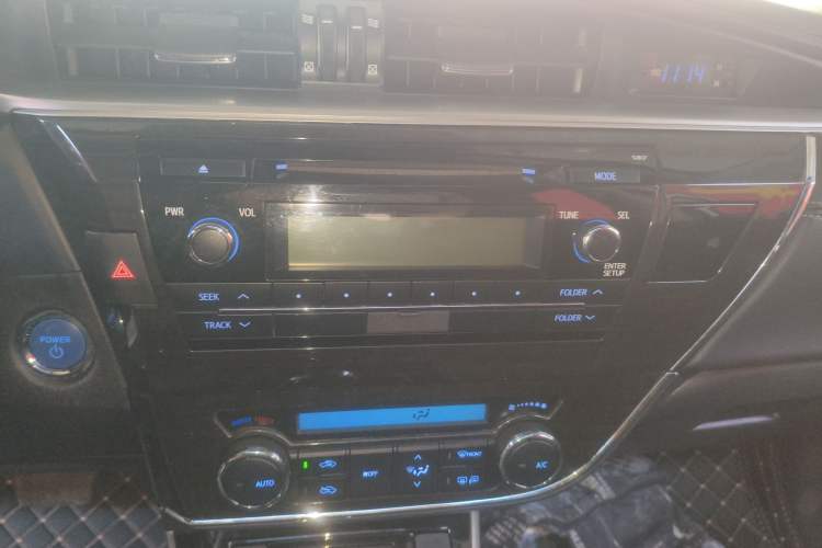 Used Toyota Corolla 2016 Dual-Engine 1.8L E-CVT Elite Edition