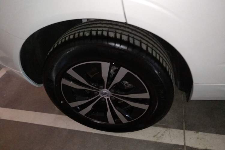 Used Volvo XC60 2024 B5 4x4 Smart Luxury Edition